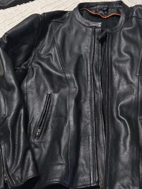 Men's Black Leather Bomber Jacket - Classic Varsity Style